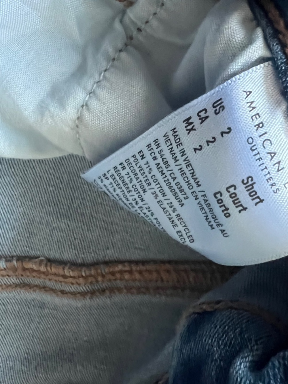 Jeans - Picture 2 of 3